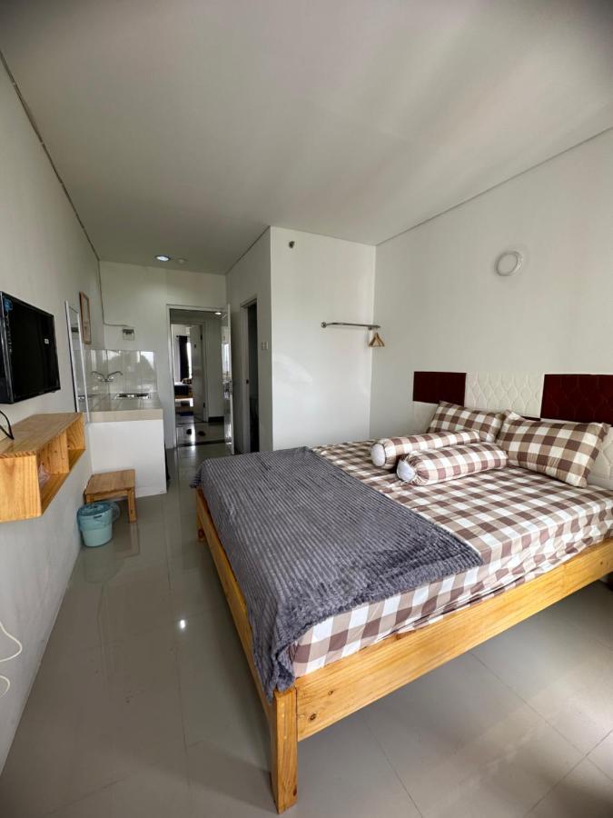 Apartment Grand Sentraland Karawang Manage By Laguna Room Exteriör bild