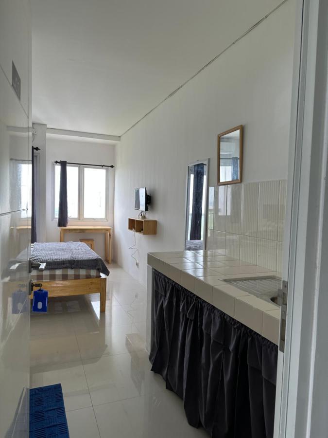 Apartment Grand Sentraland Karawang Manage By Laguna Room Exteriör bild